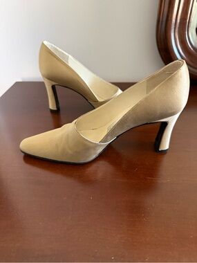 Classic Women's Gold Satin Pumps - Elegant Mid Heel